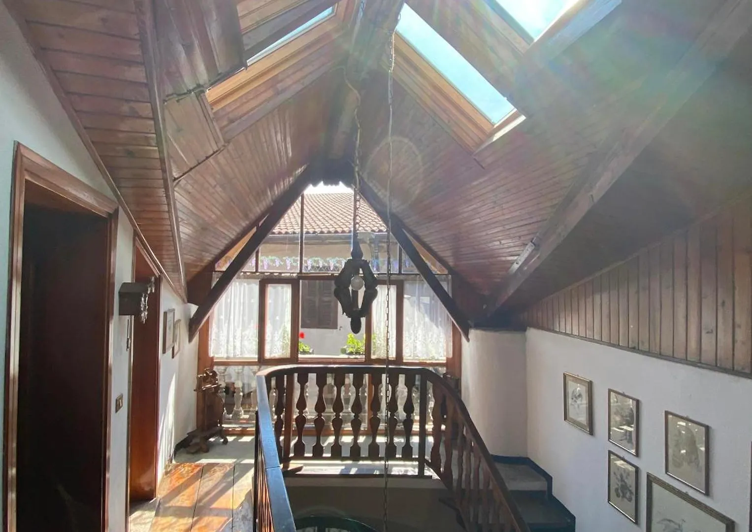 Casa Nel Centro Storico Di Borno 빌라